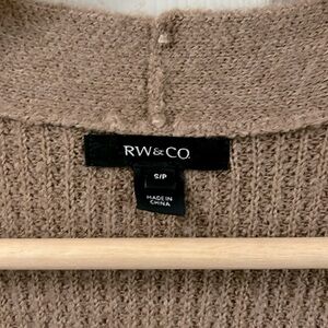 Batwing taupe knit cardigan